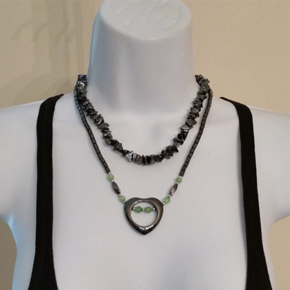 𝅺Curated bundle open heart hematite beads stone necklaces vintage layered look.